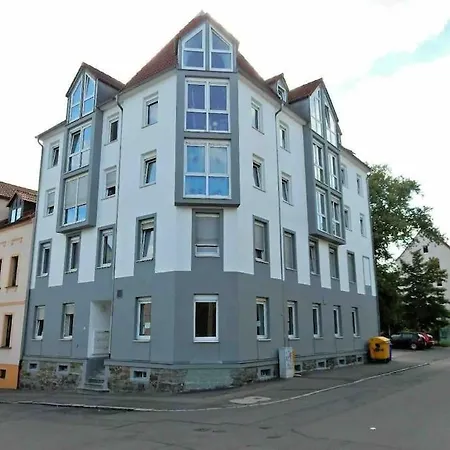 Apartment Stilvolle Mit Stellplatz Wlan Free Netflix Naehe Bahnhof *